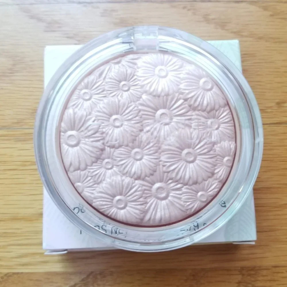 NEW Clinique Flower Lunar Pop Powder Highlighter